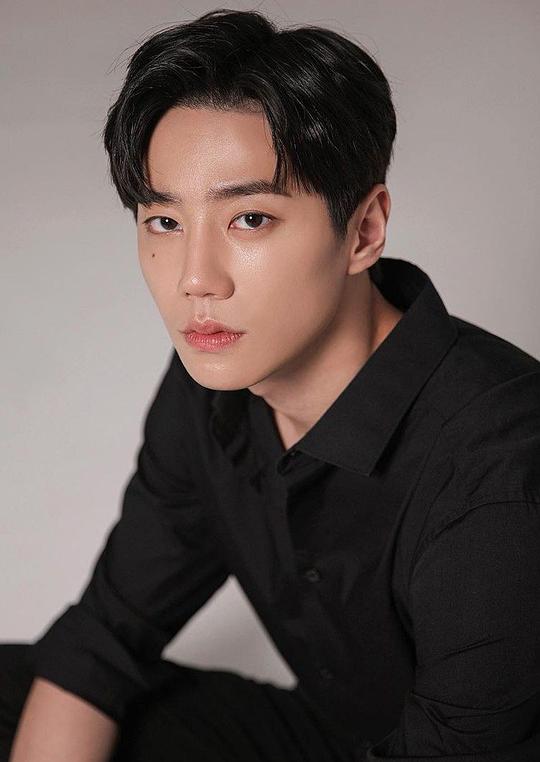 李濬荣 Joon-young Lee