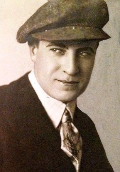 厄尔·迈考夫 Earl Metcalfe