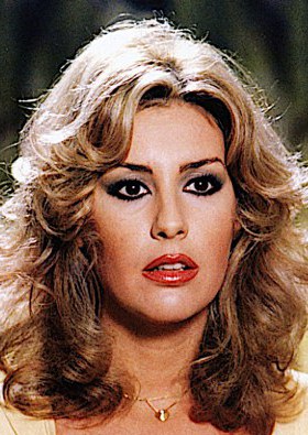 安娜·玛丽娅·里佐利 Anna Maria Rizzoli