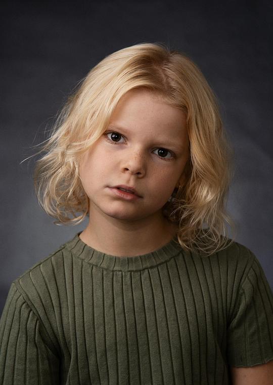 艾娃·诺克斯·马丁 Ava Knox Martin