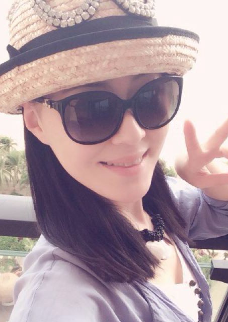 杨若莹 Ruoying Yang