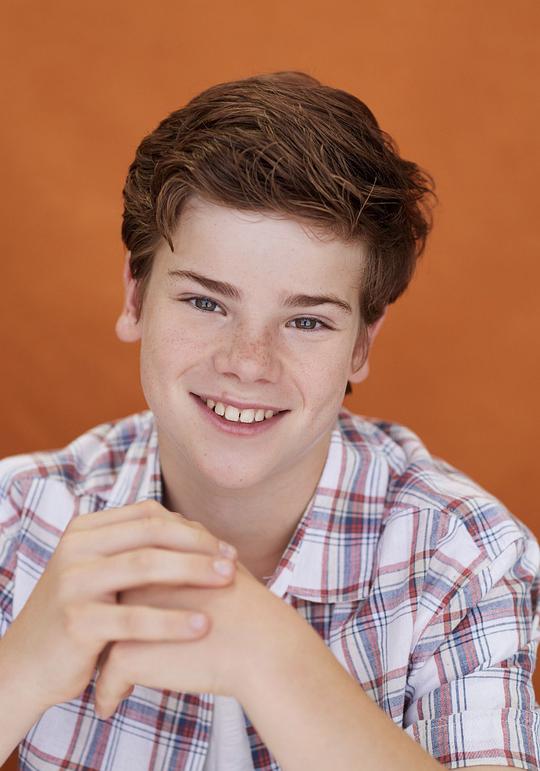 莱利·斯蒂尔斯 Riley Stiles