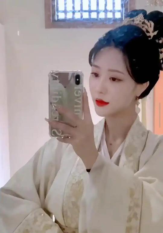 钟嘉玲 Zhong Jialing