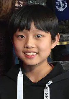 晏星月 Xingyue Yan