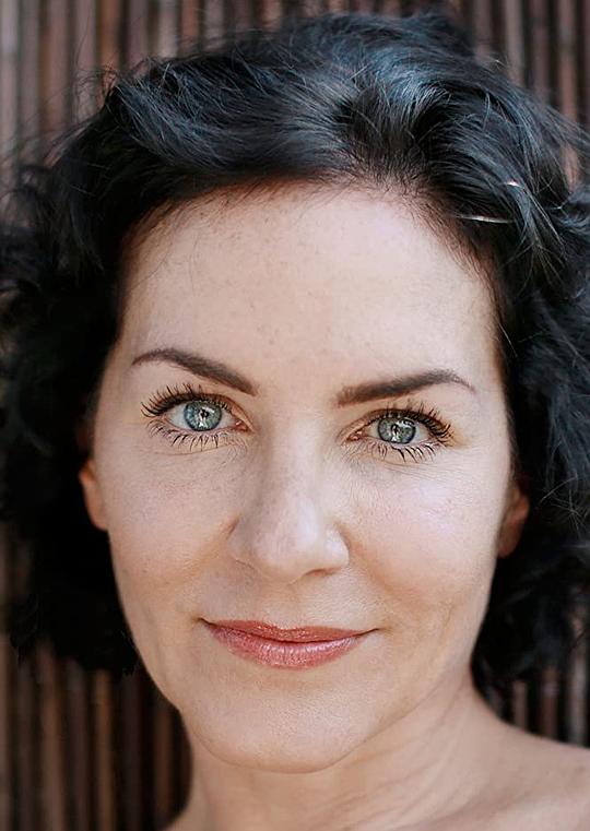 玛里莎·布格尔 Marisa Burger