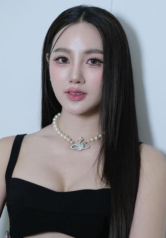 瓦琳达·能彭披素 Warinda Noenphoemphisut