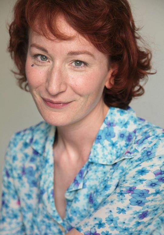 卡罗琳·埃斯帕吉丽尔 Caroline Espargilière