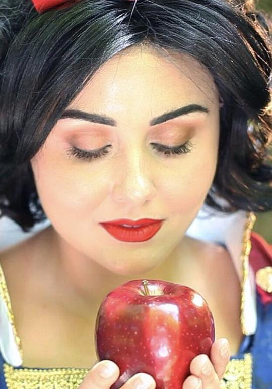 奥莉维亚·阿德金斯 Olivia Adkins