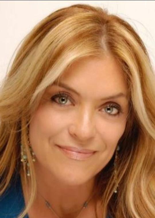 Lydia Cornell Lydia Cornell