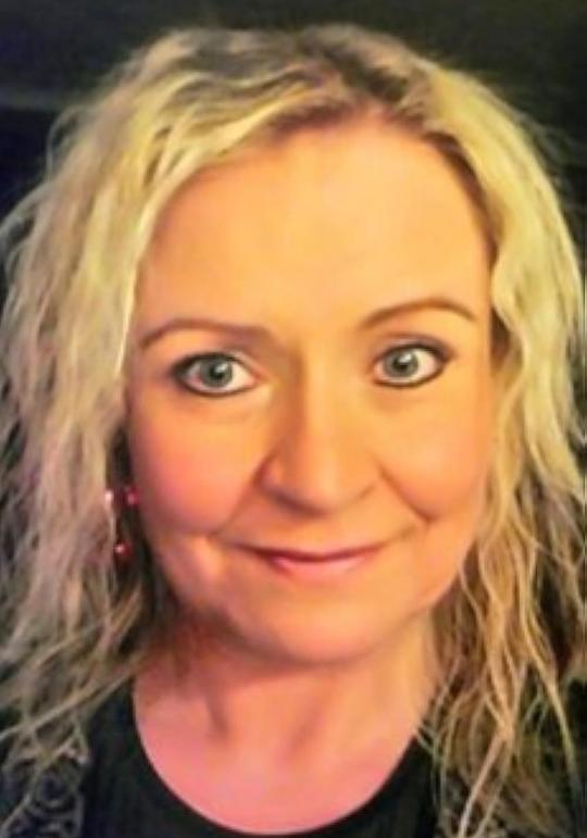 海尔格·克丽斯廷·赫尔加多蒂尔 Helga Kristín Helgadóttir