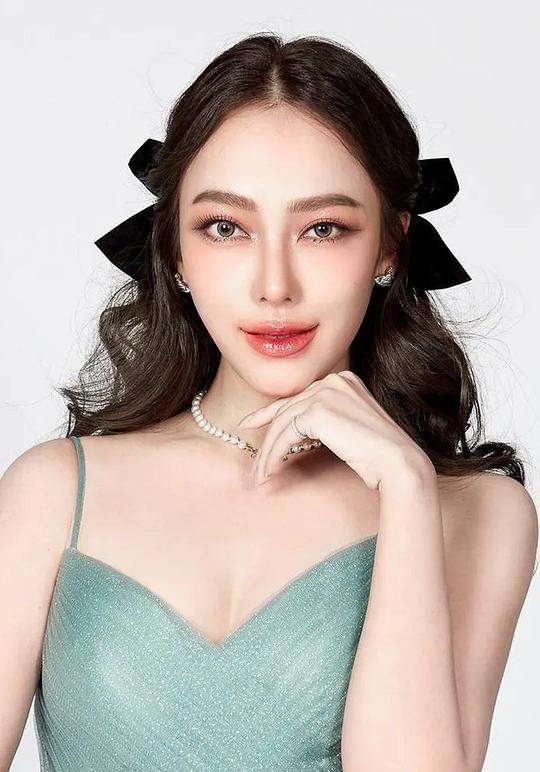 坦莎妮娅·甘宋娜 Tussaneeya Karnsomnut