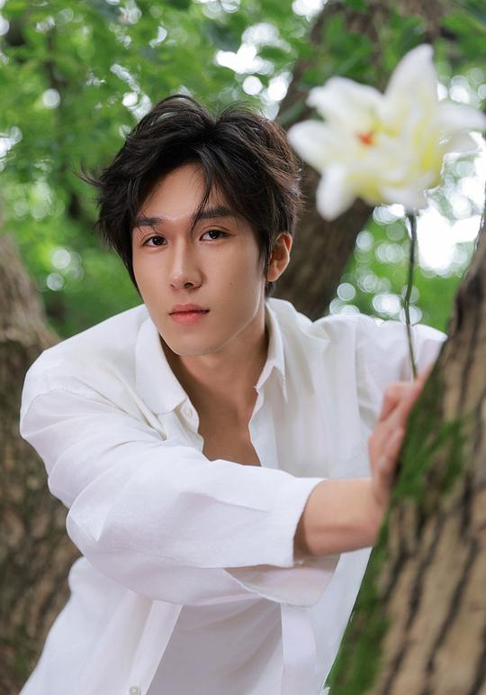 邵骏泽 Junze Shao