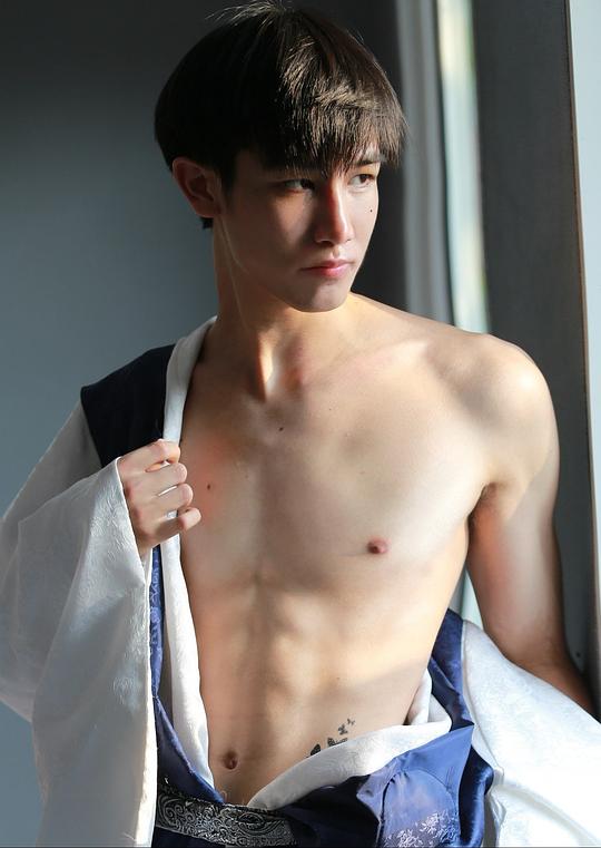 库托·纳塔吉特·邦卡尤 Kutto Natthakit Bongkaew
