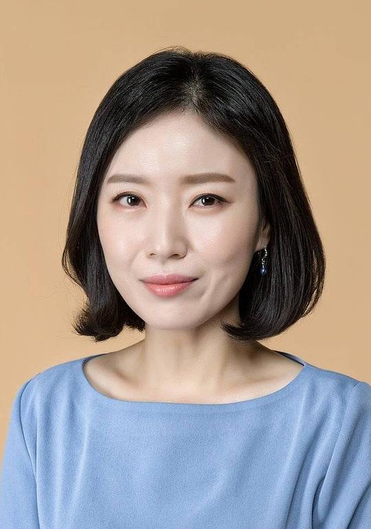 朴成妍 Seong-yeon Park