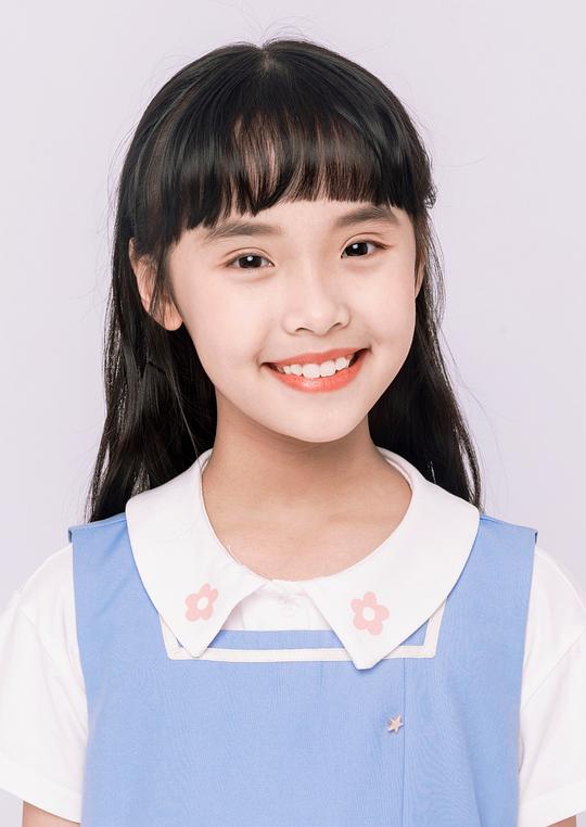 张倩僮 Qiantong Zhang