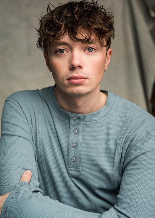 伊桑·约瑟夫·罗伯特 Ethan Joseph Robert