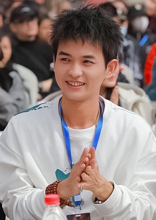 兰彬 Bin Lan