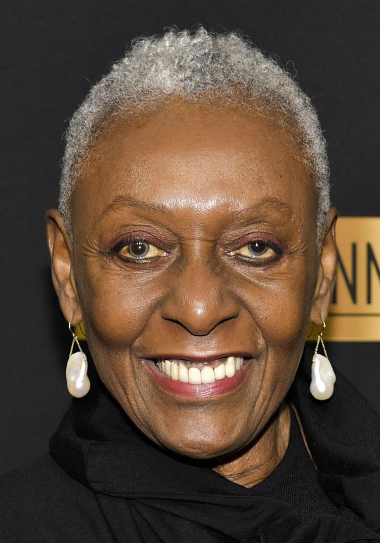 贝坦·哈迪森 Bethann Hardison