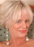 卡拉·洛特 Cara Lott