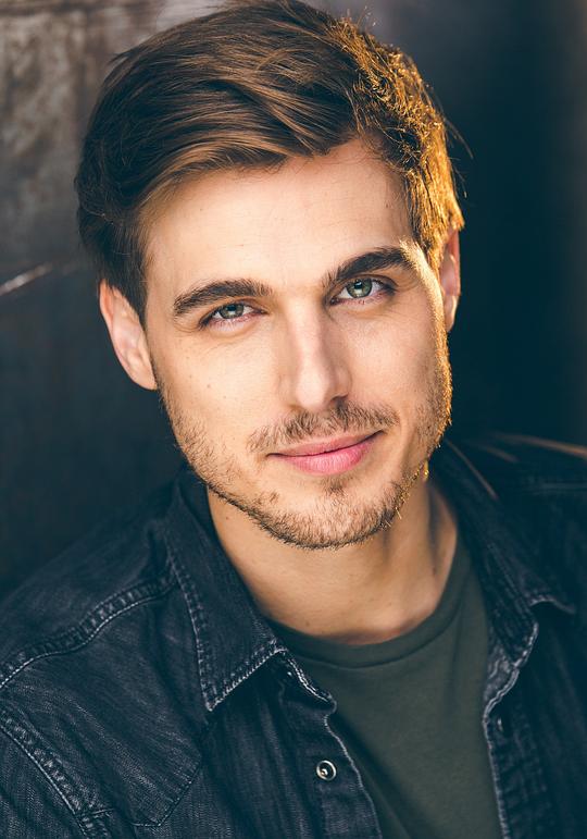 科迪·林雷 Cody Linley