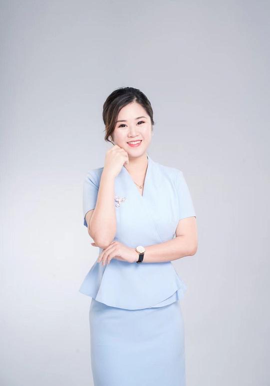 黄宇霆 Yuting Huang
