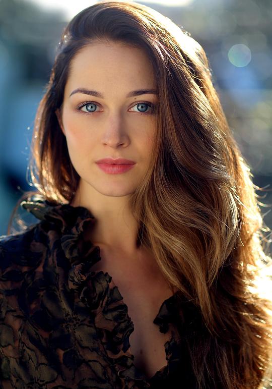 汉娜·詹姆斯 Hannah James