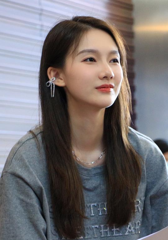 田茜羽 Qianyu Tian