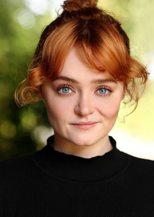 利亚·伯恩 Leah Byrne