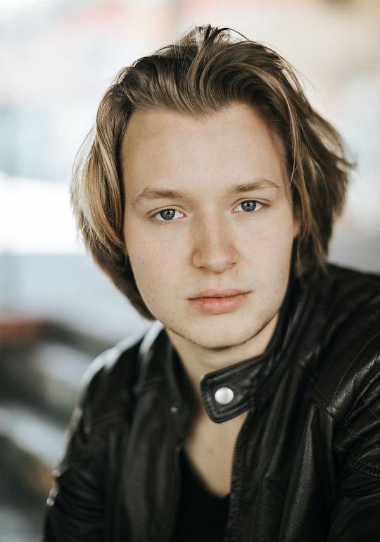 尼尔斯·阿兹特曼 Nils Arztmann