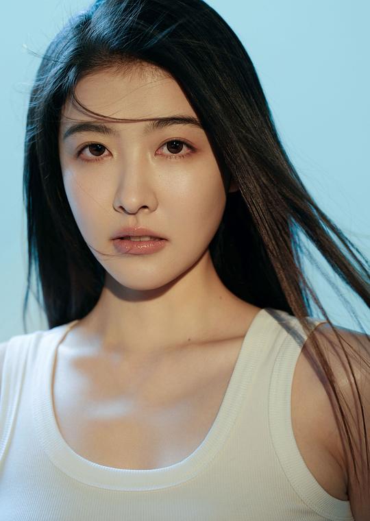 熊婧文 Jingwen Xiong