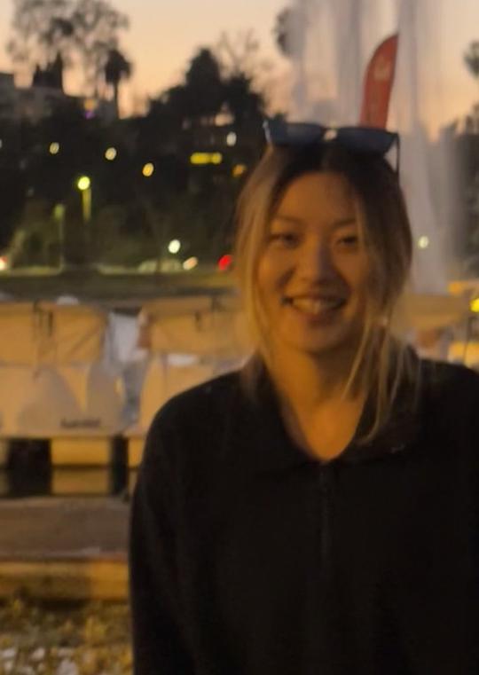 朱雪晨 Xuechen Zhu