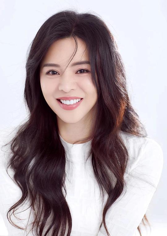 罗珊珊 Shanshan Luo