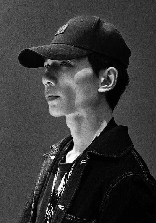 鄢一平 Yiping Yan