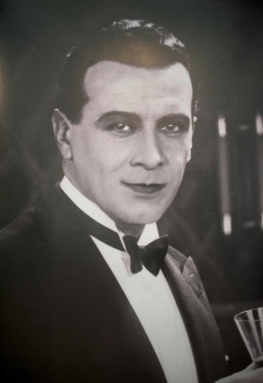 伊万·彼得罗维奇 Iván Petrovich