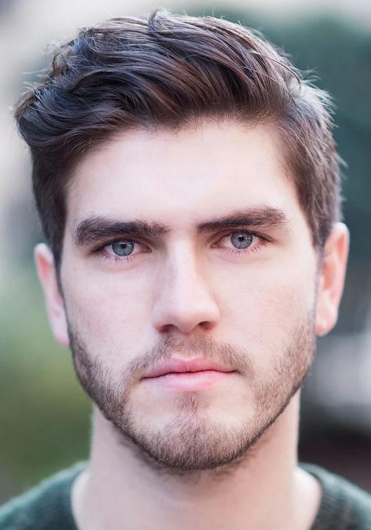 埃利奥特·伦尼 Elliott Rennie