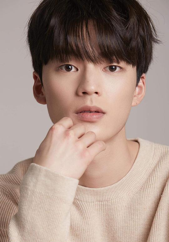 韩贤俊 Hyun-Jun Han