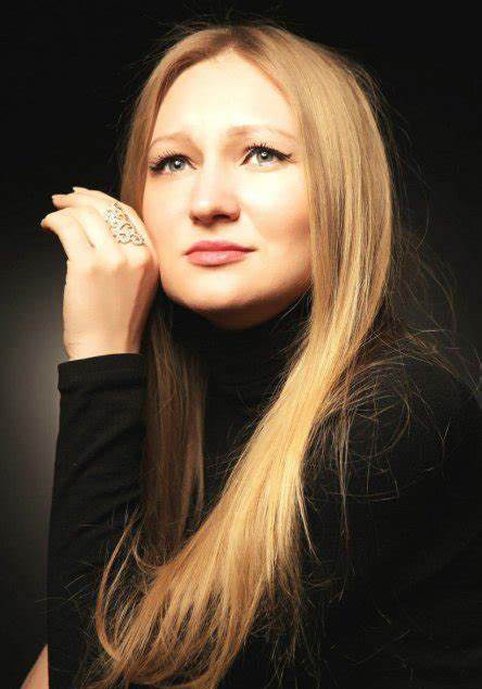 塔蒂亚娜·亚斯特雷博娃 Tatyana Yastrebova