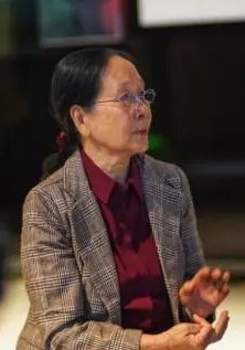 卢绮萍 Qiping Lu