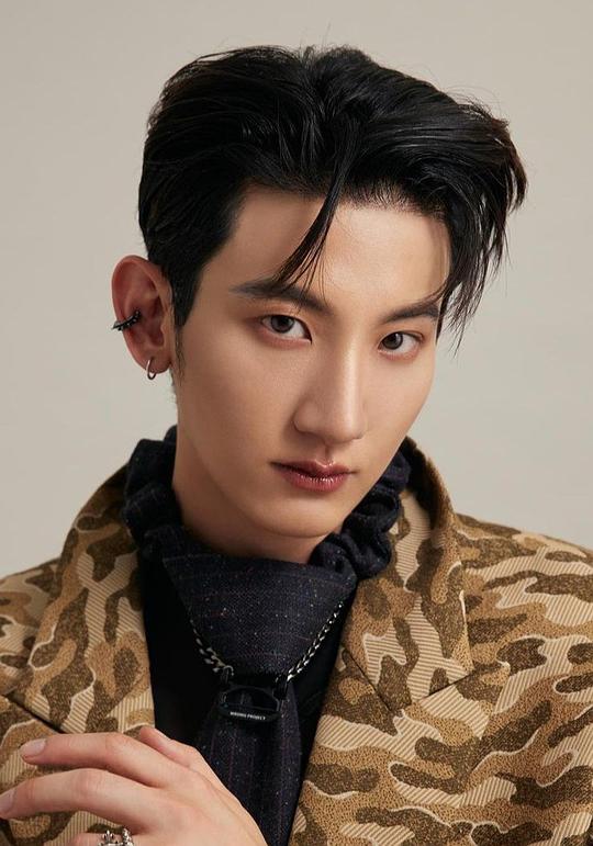 吉拉迪·库立亚古 Jirakit Kuariyakul