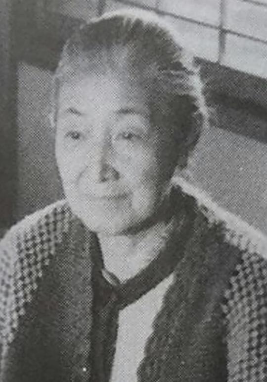 东静子 Shizuko Azuma