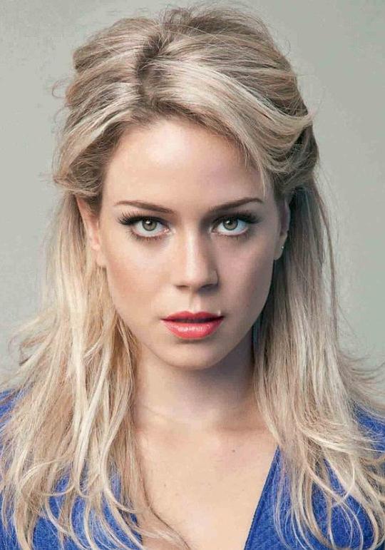 莱昂德拉·利尔 Leandra Leal