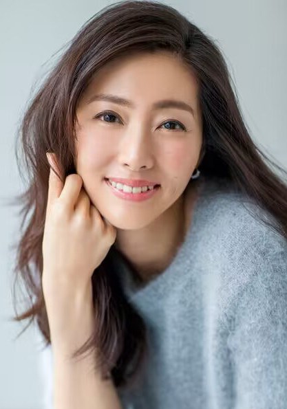 角田智美 Tomomi Tsunoda