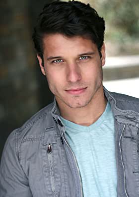 科迪·卡拉菲奥雷 Cody Calafiore