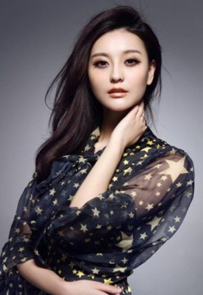 诸笑笑 Xiaoxiao Zhu