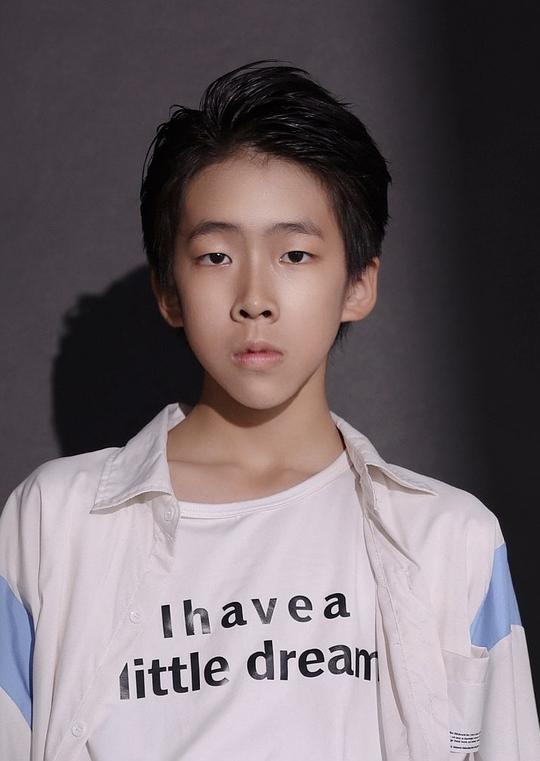 杨智弈 Zhiyi Yang