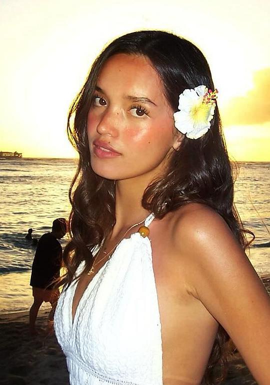 索菲娅·哈蒙斯 Sophia Hammons