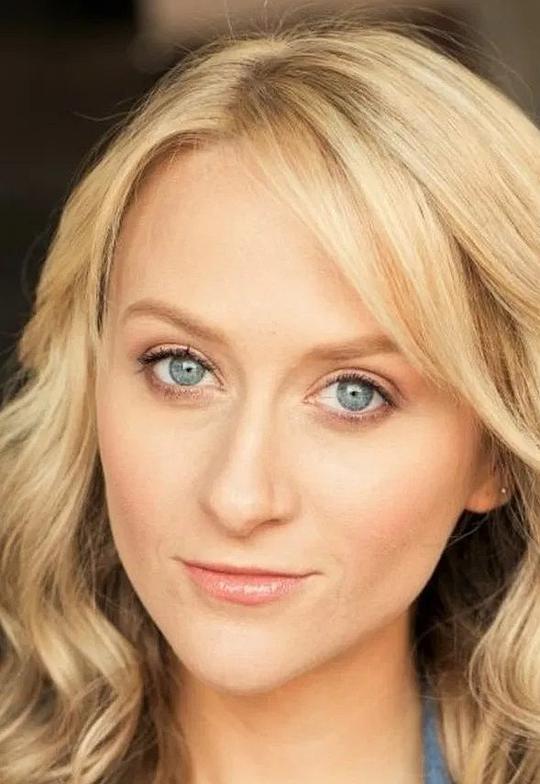 蕾根·华莱士 Rheagan Wallace