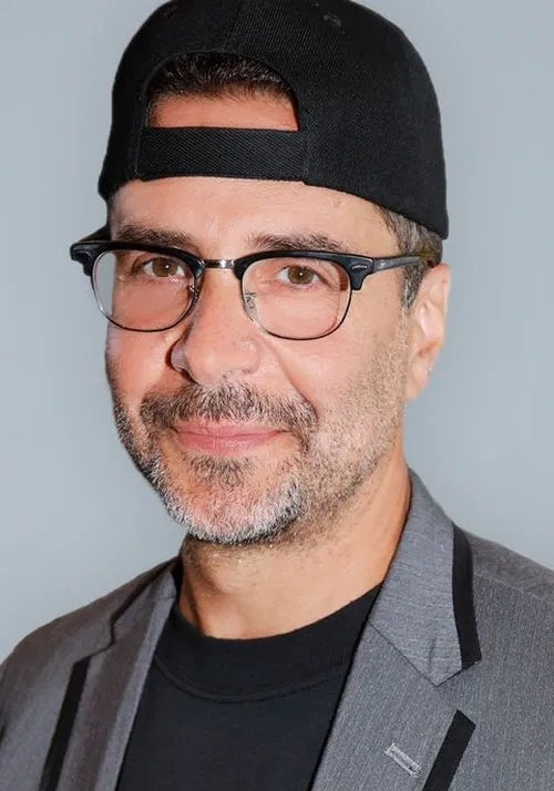 詹姆斯·德莫纳克 James DeMonaco