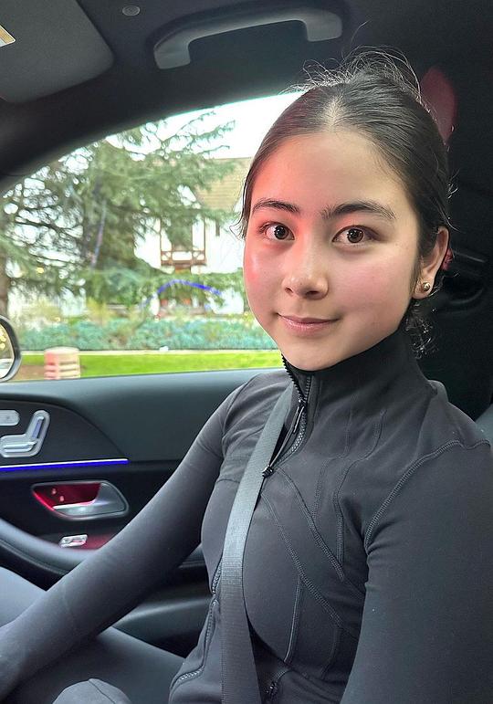 索菲·马纳相 Sofi Manassyan