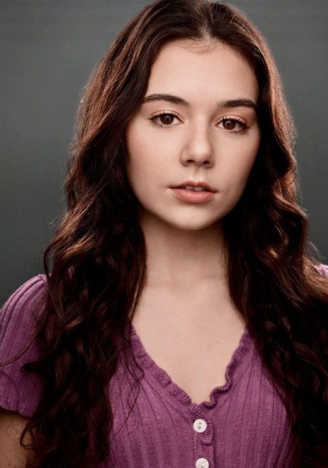 朱莉娅·安东内利 Julia Antonelli